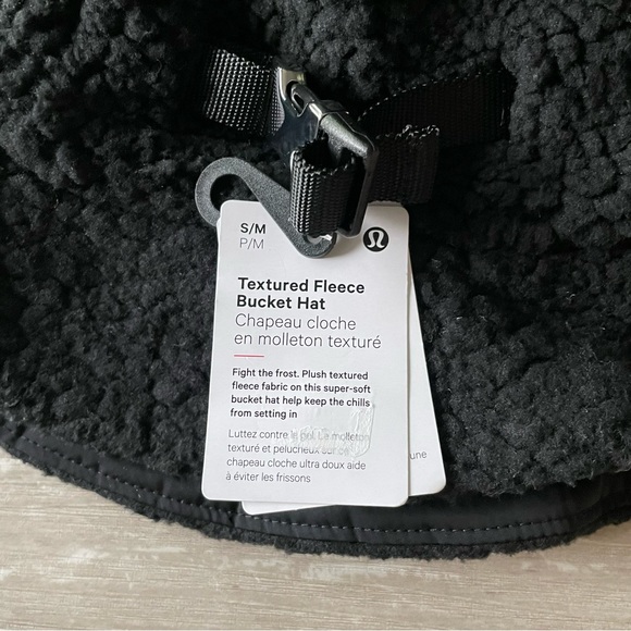 Size S/M NWT Lululemon Textured Fleece Bucket Hat - Black - Picture 6 of 10